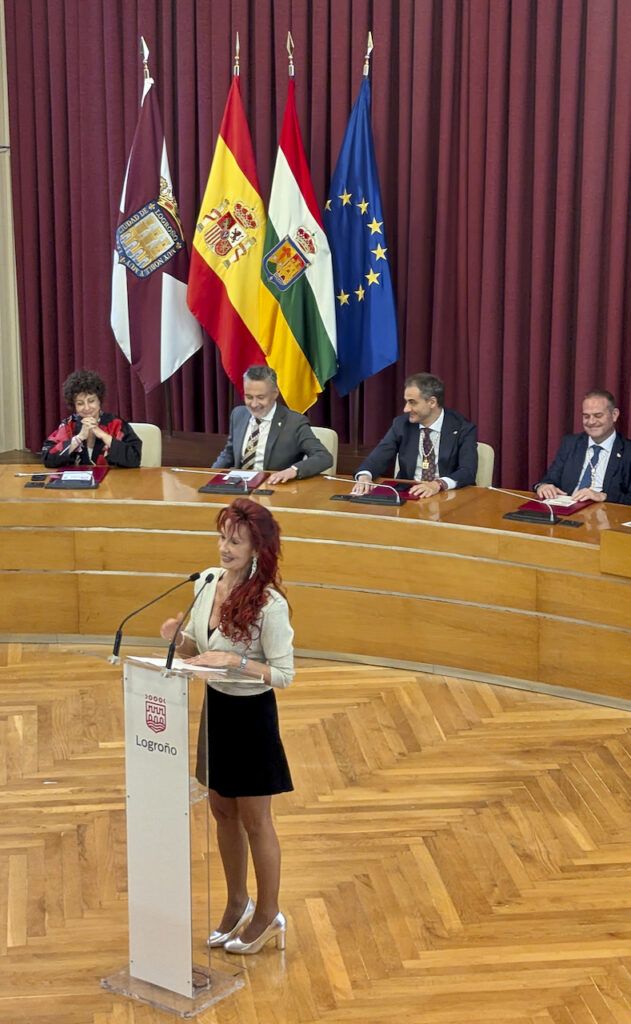 MARÍA JOSÉ MARRODÁN, INSIGNE DE SAN BERNABÉ 2025 1 MARIA JOSÉ - INSIGNE