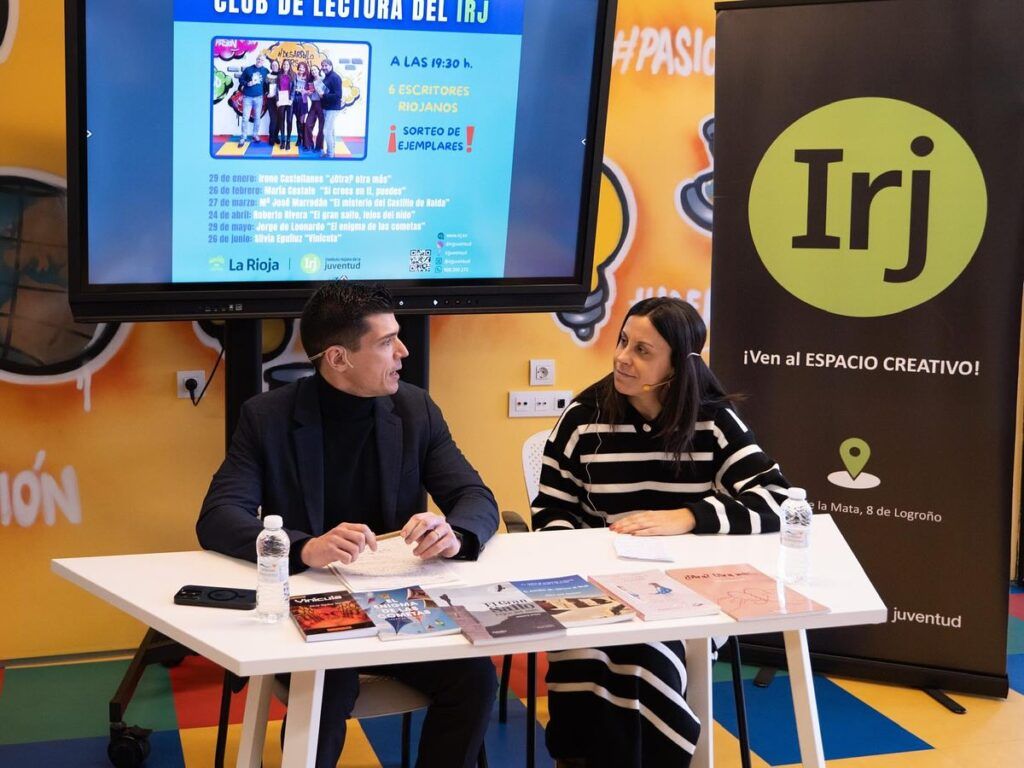 ENCUENTRO DE CLUBES DE LECTURA JUVENIL EN EL IRJ, CON LA ARE 1 IRJ-ARE