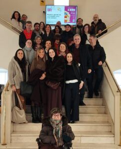 Asamblea-are-escalera biblioteca