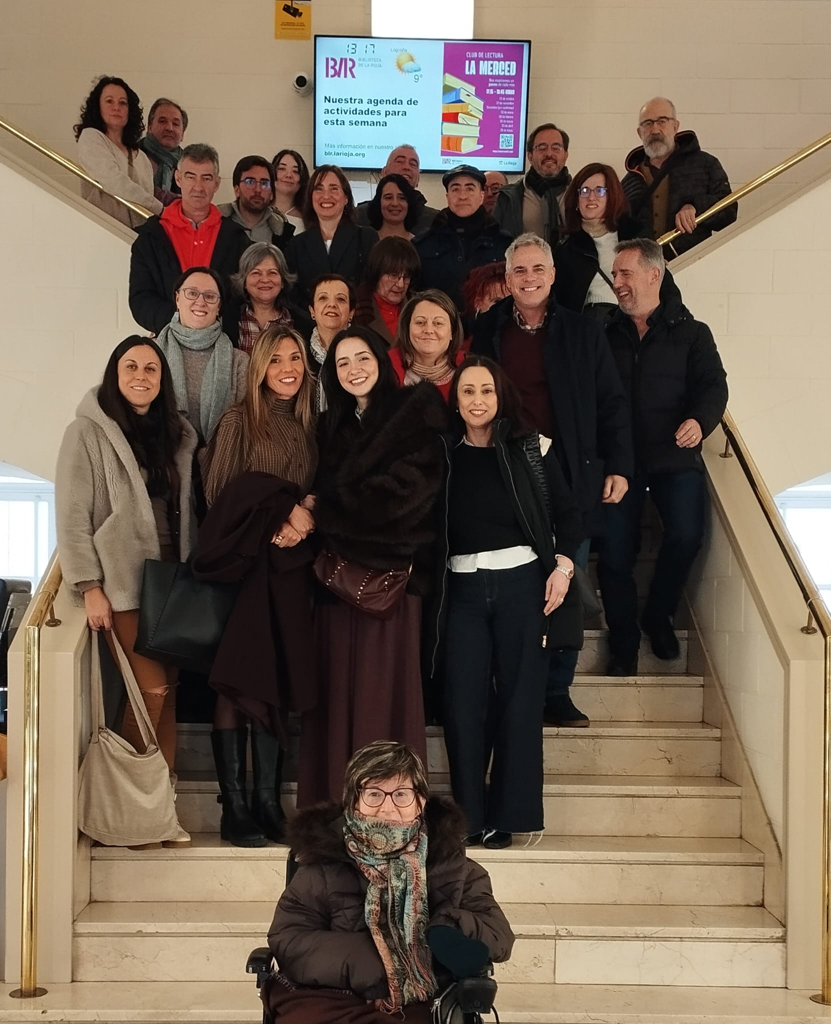 Nuestro Blog 7 Asamblea-are-escalera biblioteca